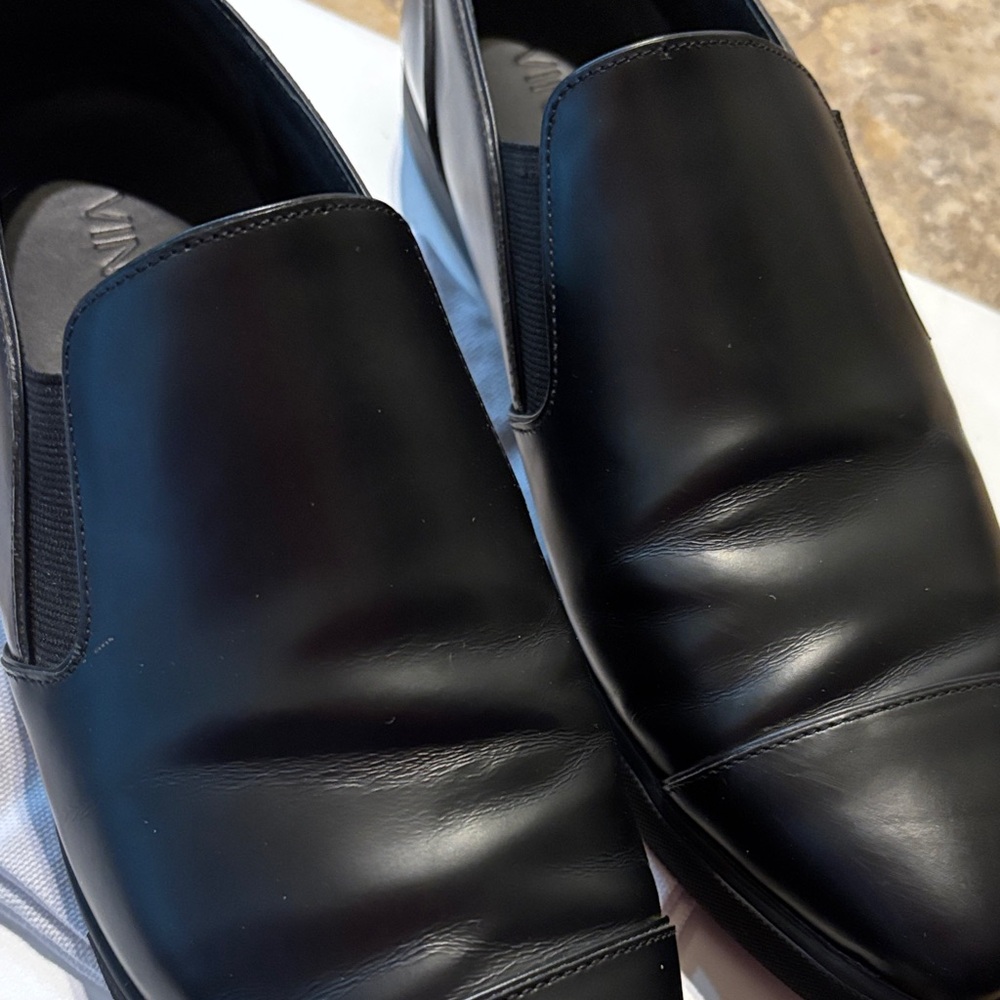 Vince Black Leather Loafers for Men - Picture 4 of 5